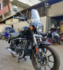 Royal Enfield Meteor 350 Supernova 2021