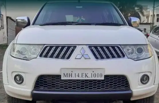 Mitsubishi Pajero Sport 2.5 MT 2014