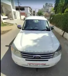 Ford Endeavour 2.5L 4x2 2013