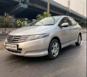 Honda City S i-VTEC 2011