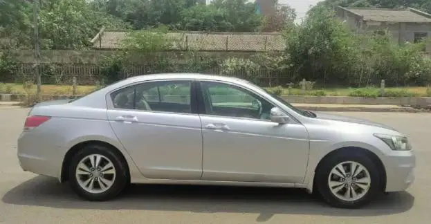 Honda Accord 2.4 ELEGANCE MT 2012