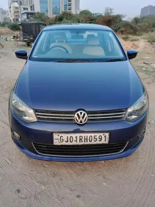 Volkswagen Vento 1.6L Highline 2014