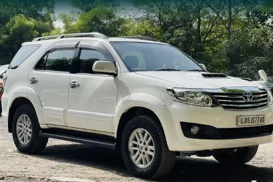 Toyota Fortuner 3.0 4X2 AT 2013