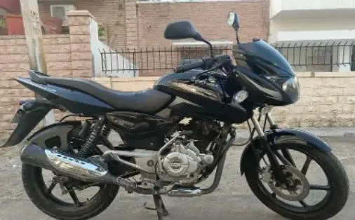 Bajaj Pulsar 150cc 2015
