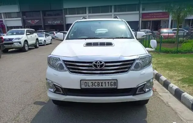 Toyota Fortuner 3.0 4X2 AT 2012
