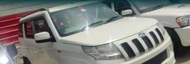 Mahindra TUV300 T8 2016