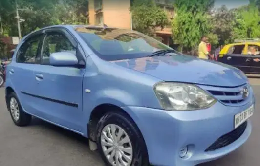 Toyota Etios Liva G 2011