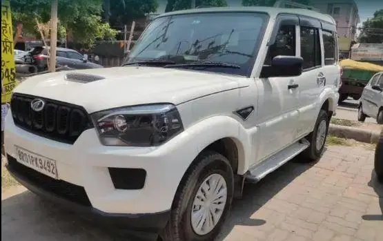 Mahindra Scorpio S3 2WD 9 SEATER 2020