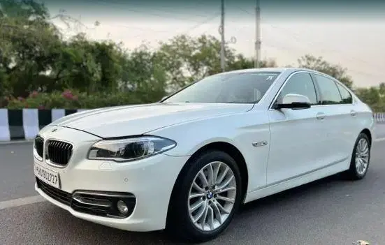 BMW 5 Series 520D LUXURY LINE 2015