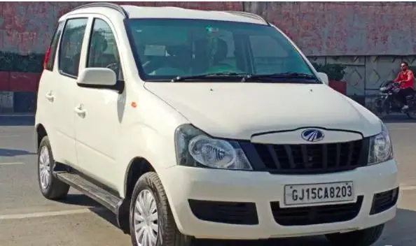 Mahindra Quanto C2 2012