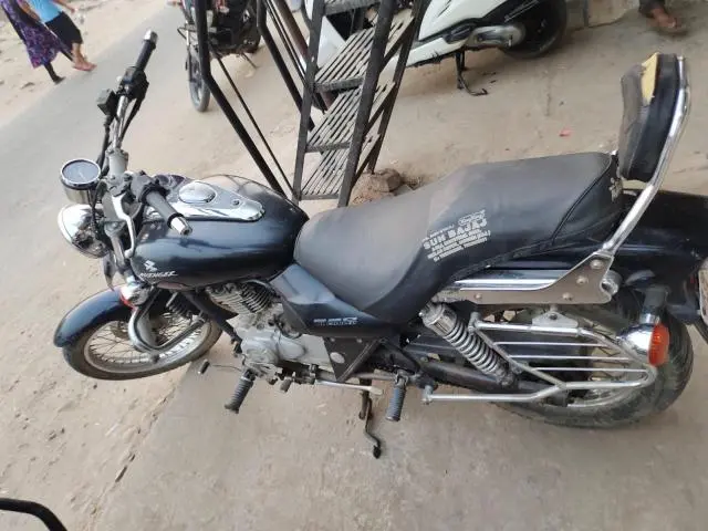 Bajaj Avenger 220cc 2012