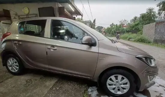 Hyundai i10 Sportz 1.2 2013