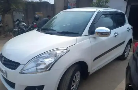 Maruti Suzuki Swift VXi 2012
