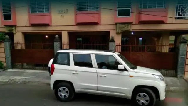 Mahindra TUV300 T6 Plus 2017