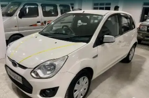 Ford Figo Ambiente 1.2 Ti-VCT 2016