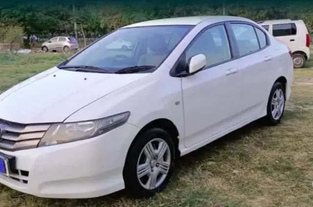 Honda City 1.5 E MT i-VTEC 2009