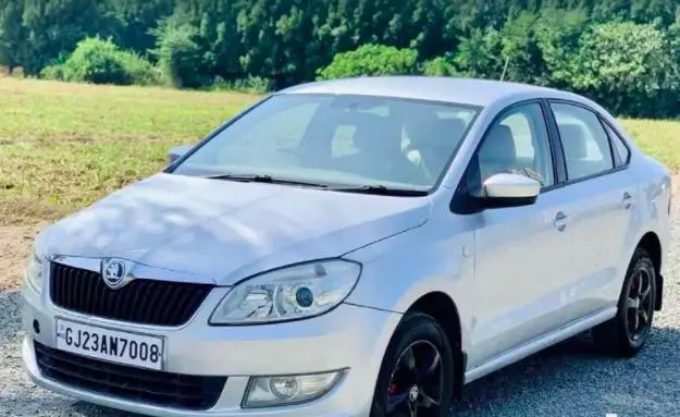 Skoda Rapid 1.6 MPI Elegance 2014