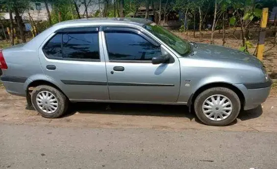 Ford Ikon 1.3 Flair 2006