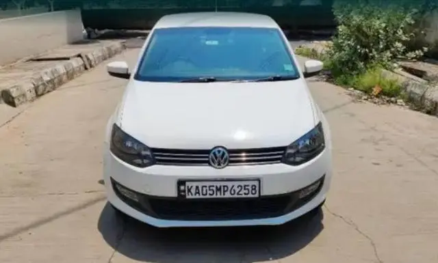 Volkswagen Polo Highline 1.2L (P) 2014