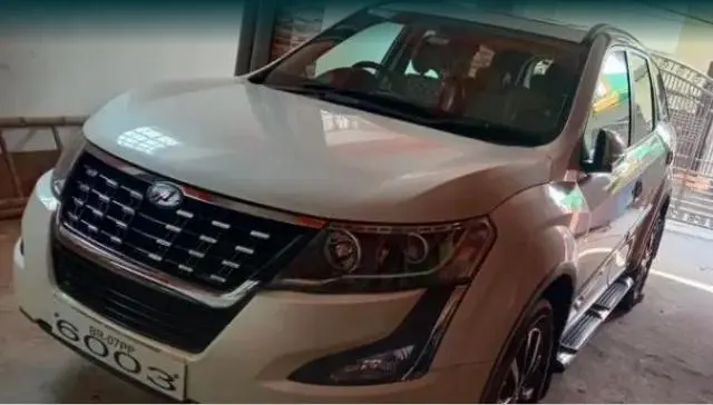Mahindra XUV500 W10 AWD 2018