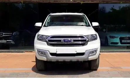Ford Endeavour Trend 2.2 4x2 AT 2016