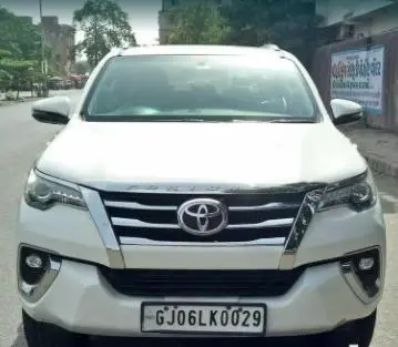 Toyota Fortuner 3.0 4X2 AT 2018