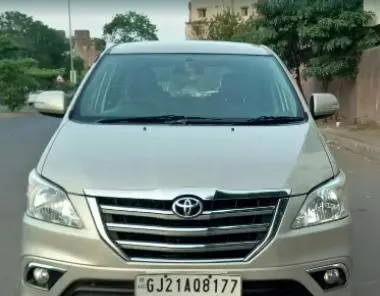 Toyota Innova 2.5 V 8 STR 2015