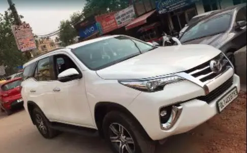 Toyota Fortuner 2.8 4x2 MT 2020