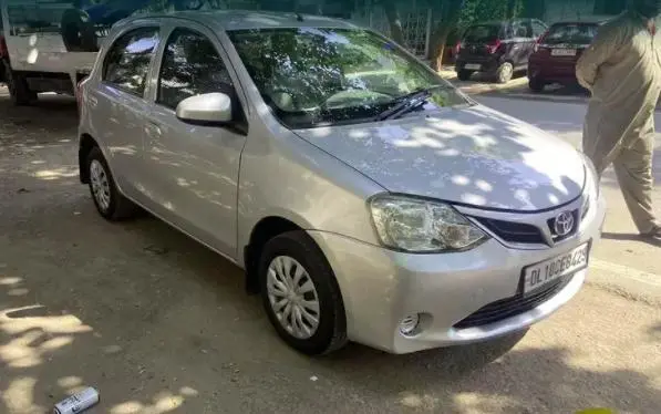 Toyota Etios Liva G 2015