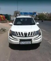 Mahindra XUV500 W8 2012