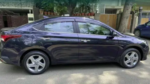 Hyundai Verna SX 1.5 VTVT IVT BS6 2021