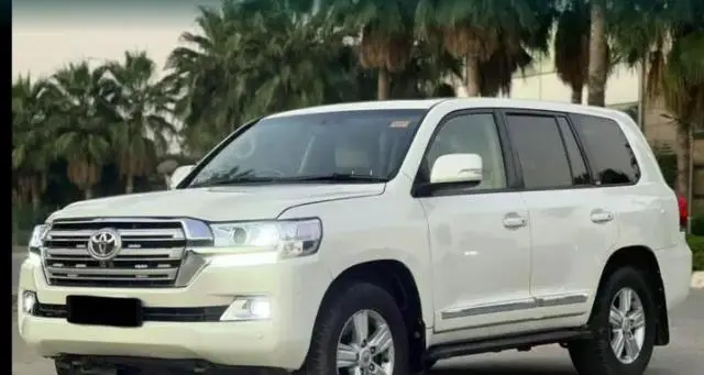 Toyota Land Cruiser LC200 VX 2013