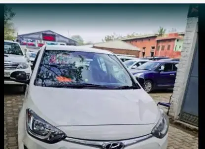 Hyundai i20 Sportz 1.4 CRDi 2012