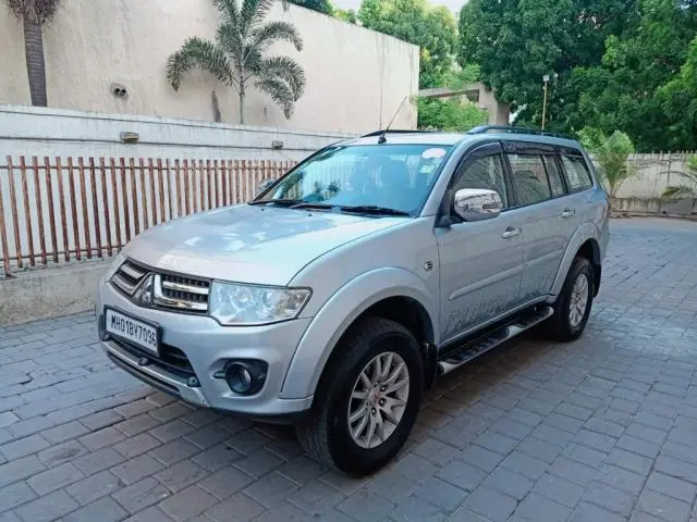 Mitsubishi Pajero Sport 4X2 AT 2015