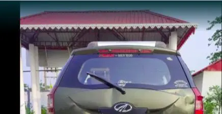 Mahindra XUV500 W8 2012