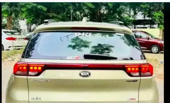 Kia Sonet GTX Plus 1.0 iMT 2020