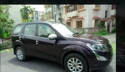 Mahindra XUV500 W10 2016