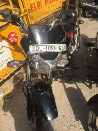 Bajaj V15 150cc 2016