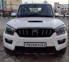 Mahindra Scorpio S10 2016
