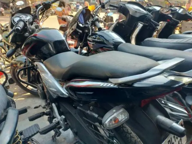 Bajaj Discover 100cc 2014