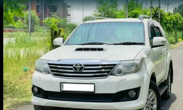 Toyota Fortuner 3.0 4X2 AT 2014