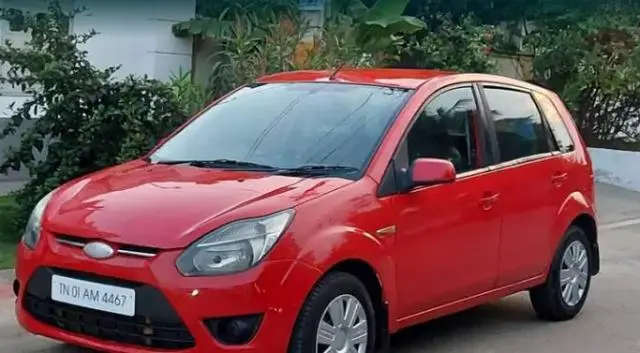 Ford Figo 1.2P TITANIUM MT 2010