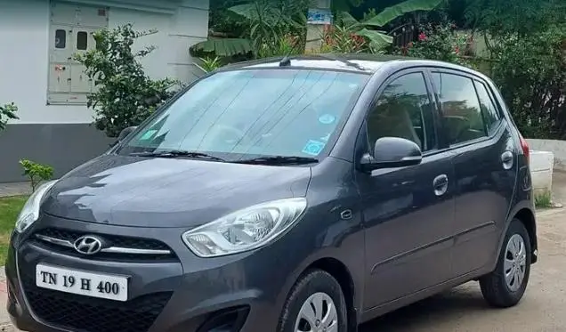 Hyundai i10 Sportz 1.2 2012