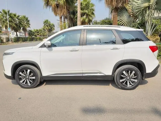 MG Hector Plus Sharp 1.5 DCT Petrol 2021