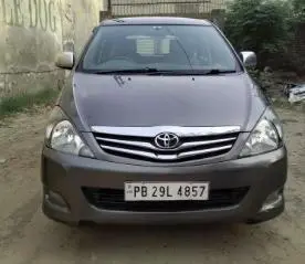 Toyota Innova 2.5 VX 7 STR BS III 2011