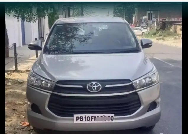 Toyota Innova Crysta 2.4 GX 7 STR 2017
