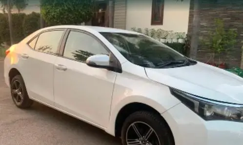 Toyota Corolla Altis 1.8 J 2016