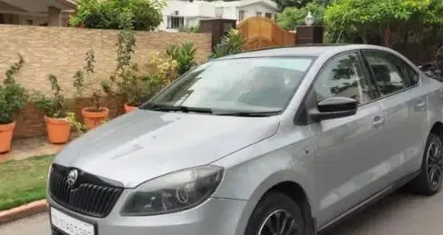 Skoda Rapid 1.6 MPI AT ELEGANCE 2015