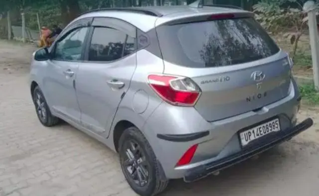 Hyundai Grand i10 Nios Sportz AMT 1.2 Kappa VTVT BS6 2021