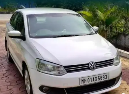 Volkswagen Vento 1.2 TSI Highline AT 2011